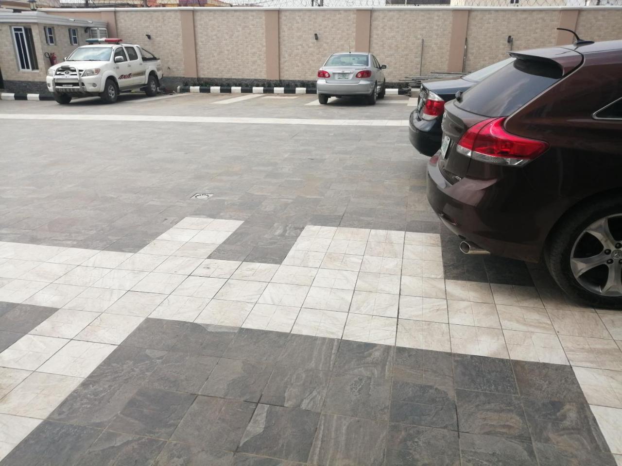 Grand Venice Transit Apartments Lagos Exterior foto